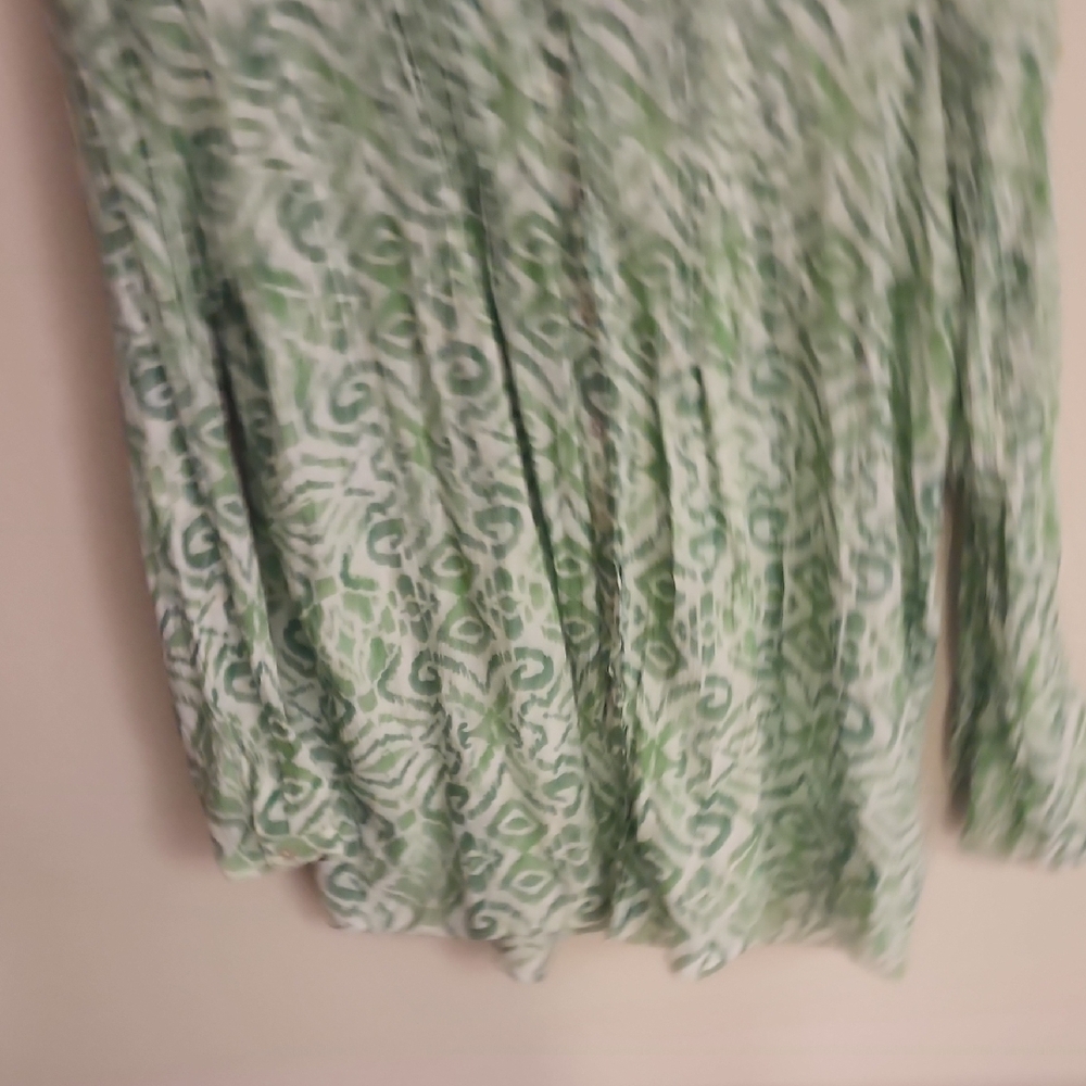 Nanette Lepore Vibrant Green Patterned Blouse - Picture 5 of 7